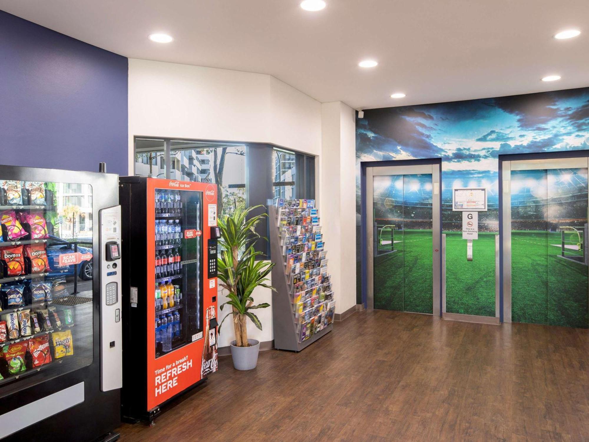 Ibis Budget Sydney Olympic Park Exteriör bild