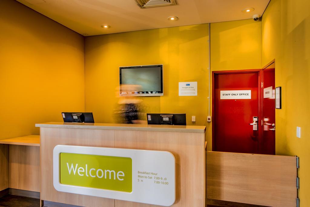 Ibis Budget Sydney Olympic Park Exteriör bild
