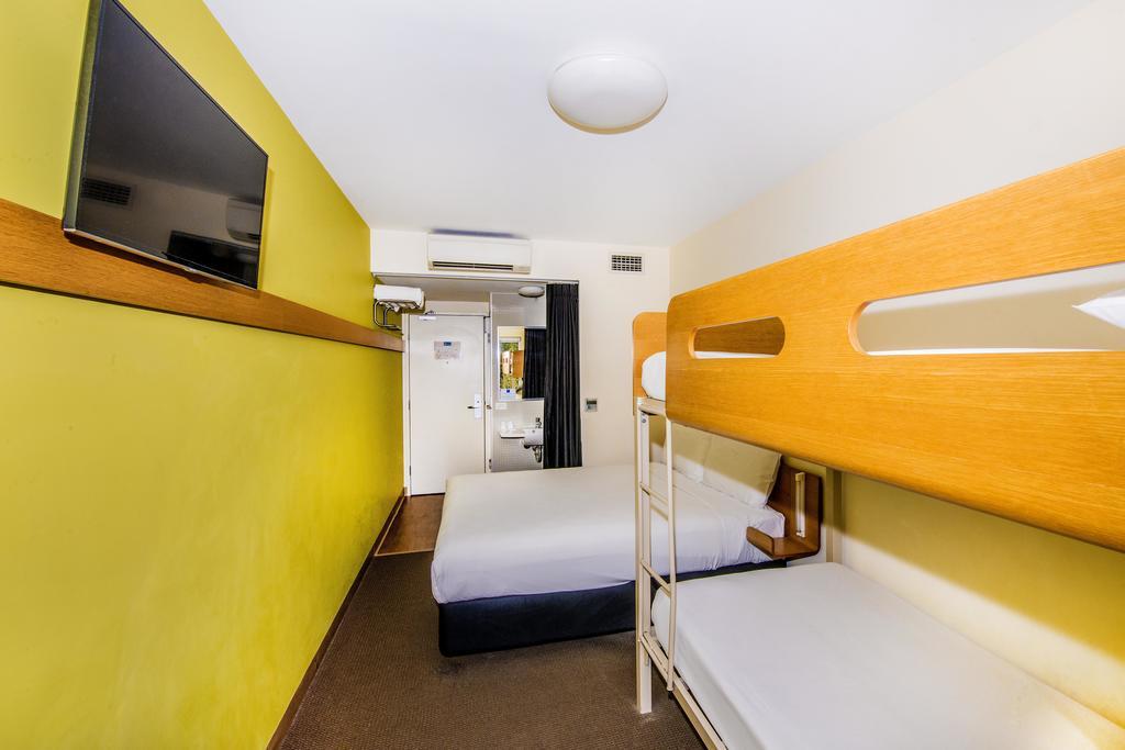 Ibis Budget Sydney Olympic Park Exteriör bild