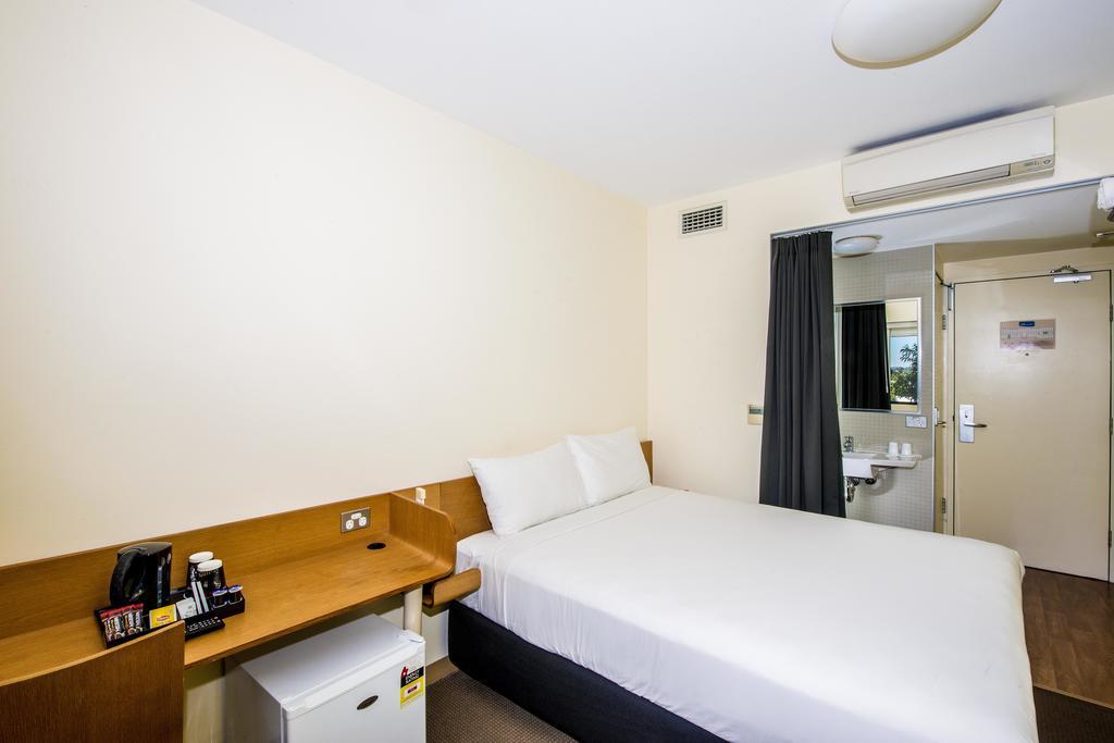Ibis Budget Sydney Olympic Park Exteriör bild