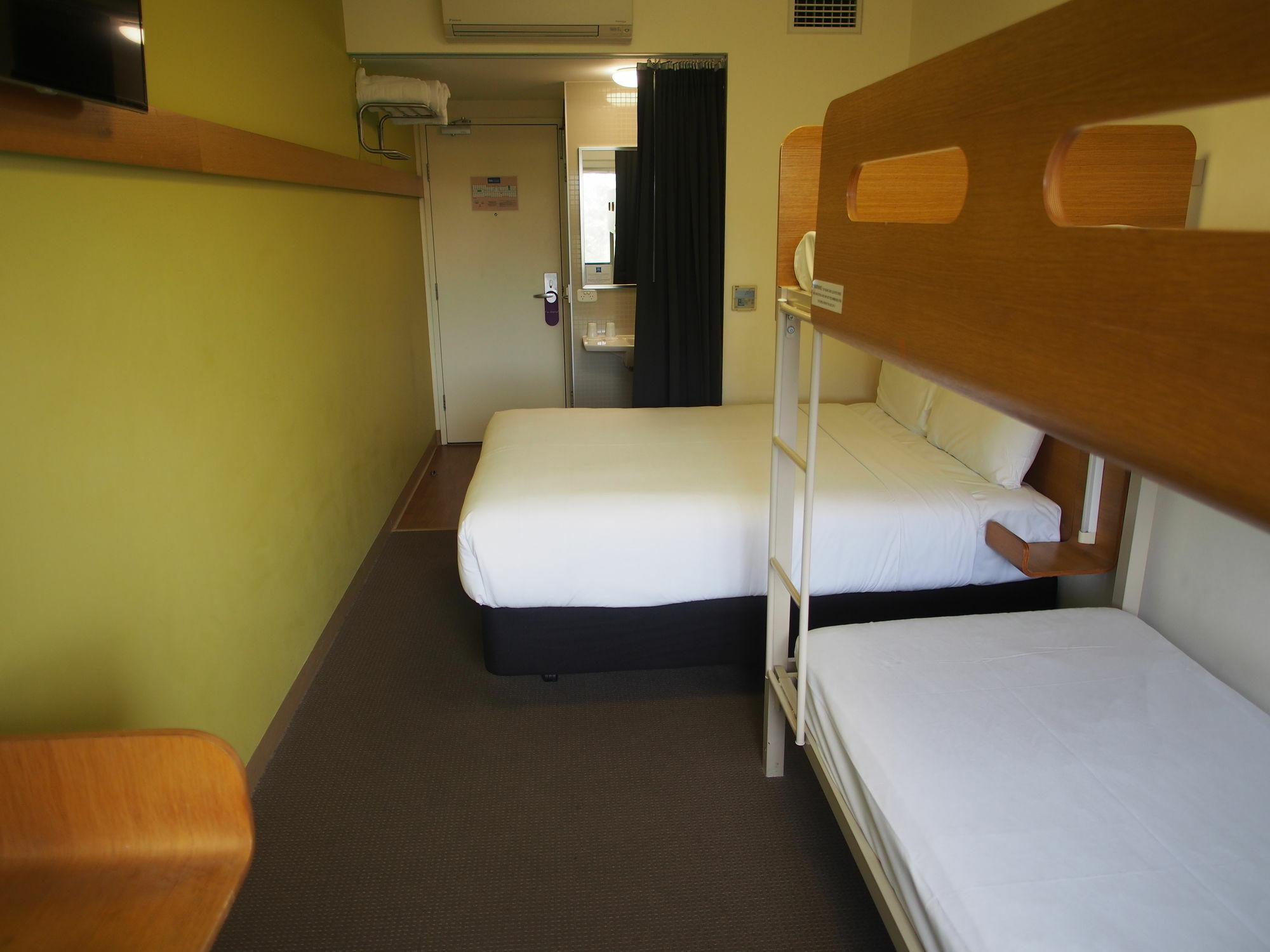 Ibis Budget Sydney Olympic Park Exteriör bild