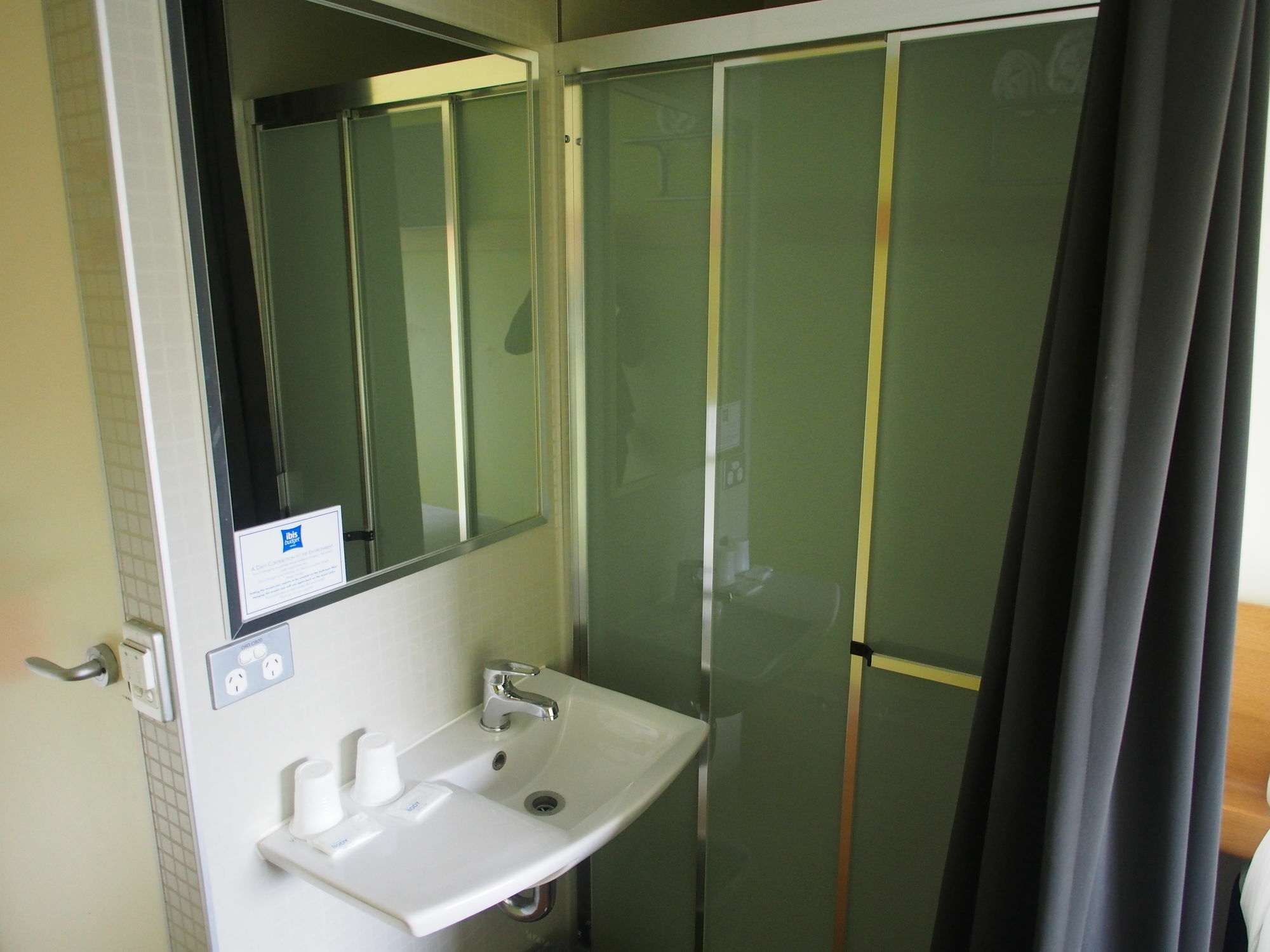 Ibis Budget Sydney Olympic Park Exteriör bild