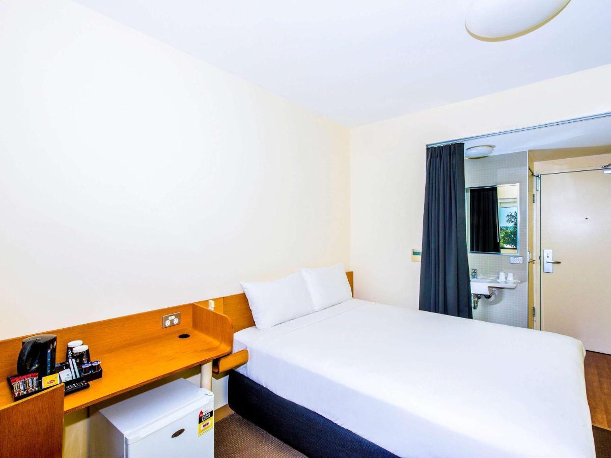 Ibis Budget Sydney Olympic Park Exteriör bild