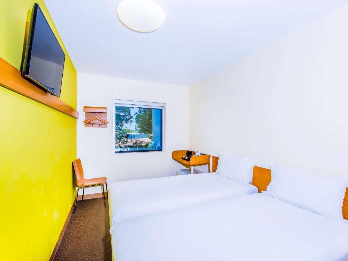 Ibis Budget Sydney Olympic Park Exteriör bild